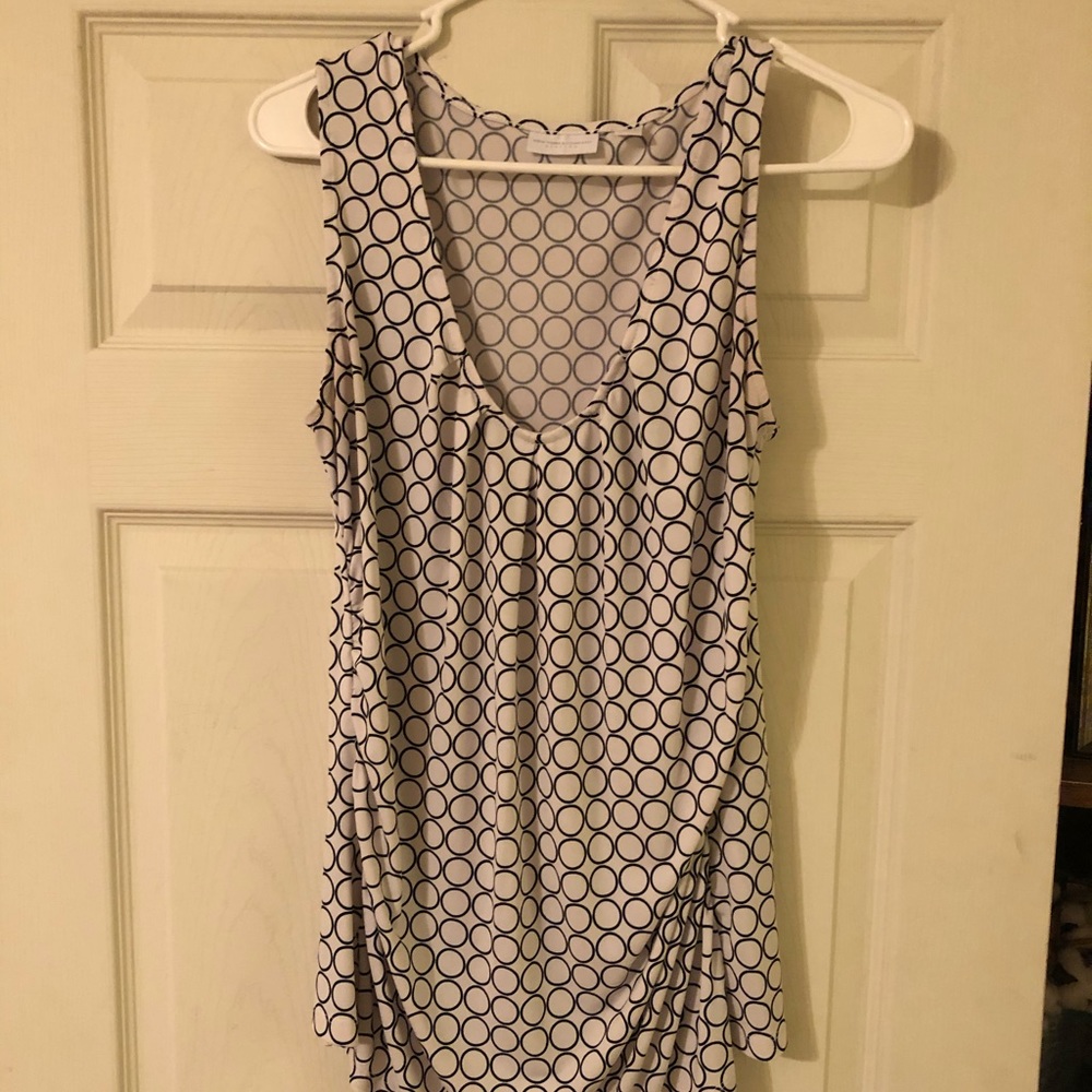 NY&COMPANY black and white blouse. Size L.